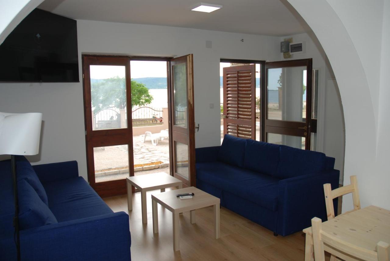 5 Meters From The Sea With Private Beach - 70M2 Colibri Sunset Apartments Свети Петър Екстериор снимка