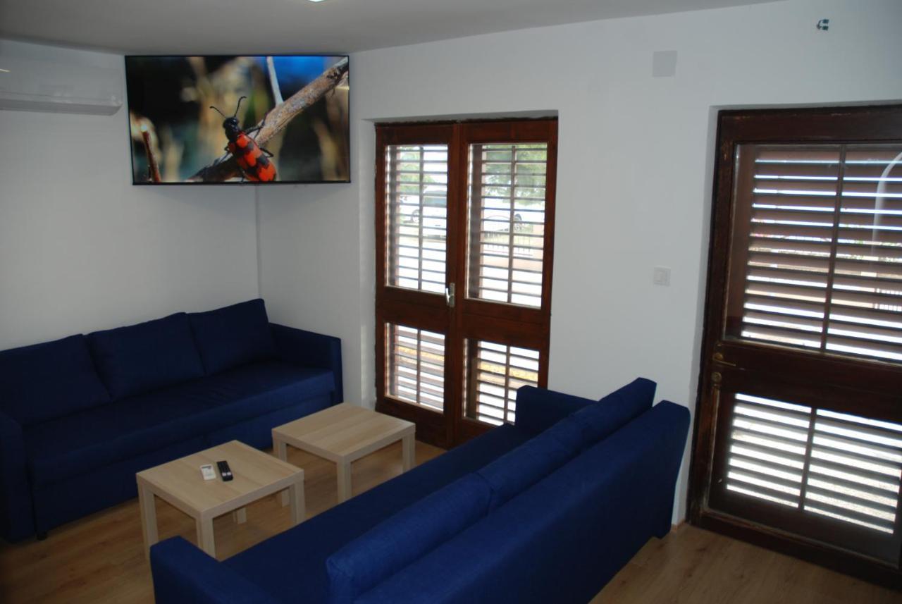 5 Meters From The Sea With Private Beach - 70M2 Colibri Sunset Apartments Свети Петър Екстериор снимка